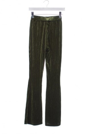Дамски панталон SHEIN, Размер XS, Цвят Зелен, Цена 2,55 €