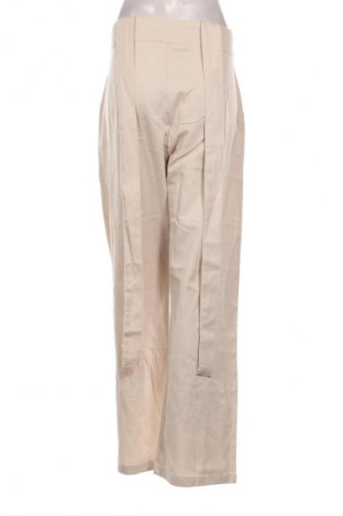 Pantaloni de femei Trendyol, Mărime L, Culoare Bej, Preț 115,19 Lei