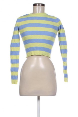 Dámský svetr Bershka, Velikost M, Barva Vícebarevné, Cena  239,00 Kč