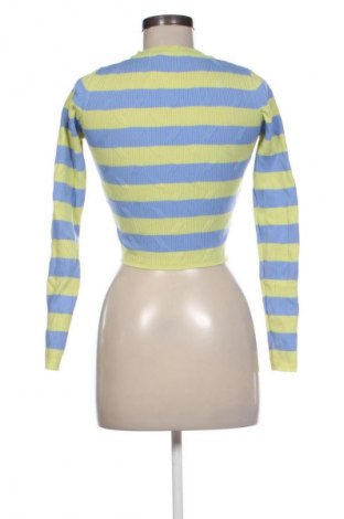 Dámský svetr Bershka, Velikost M, Barva Vícebarevné, Cena  239,00 Kč