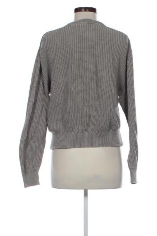 Dámský svetr Bershka, Velikost XS, Barva Šedá, Cena  269,00 Kč