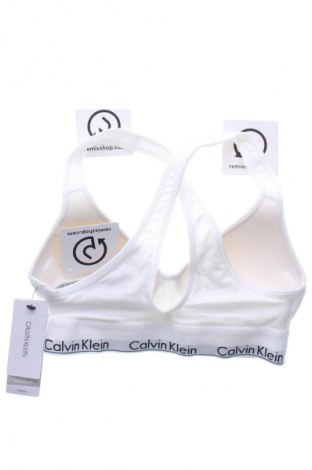 Дамско бельо Calvin Klein, Размер XS, Цвят Бял, Цена 38,85 €