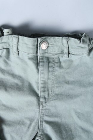 Kinderjeans Unbranded, Größe 8-9y/ 134-140 cm, Farbe Grün, Preis 3,99 €