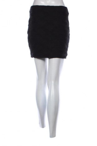 Sukně Amisu, Velikost S, Barva Černá, Cena  49,00 Kč