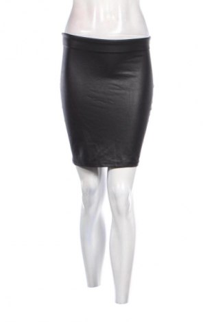 Spódnica Amisu, Rozmiar S, Kolor Czarny, Cena 25,99 zł