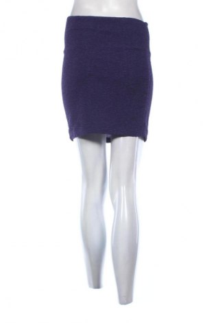 Sukně Analogy..., Velikost L, Barva Fialová, Cena  49,00 Kč