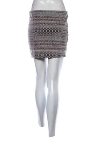 Sukně Bershka, Velikost M, Barva Vícebarevné, Cena  49,00 Kč
