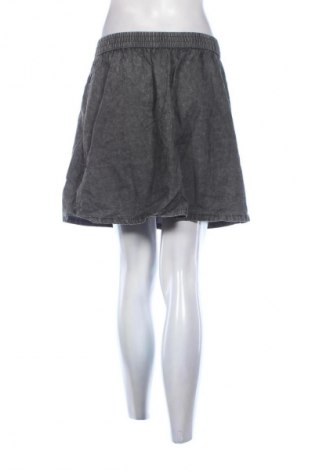 Φούστα Cropp, Μέγεθος M, Χρώμα Γκρί, Τιμή 3,99 €