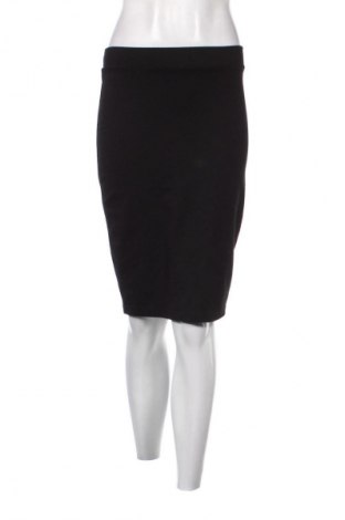 Пола Cubus, Размер M, Цвят Черен, Цена 2,04 €