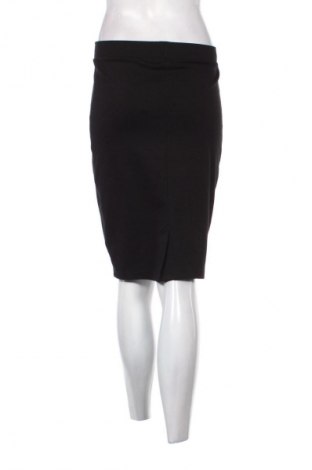 Пола Cubus, Размер M, Цвят Черен, Цена 2,04 €