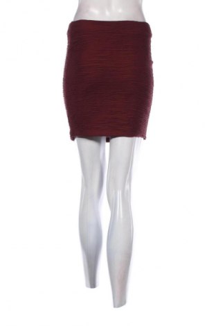 Пола Dorothy Perkins, Размер S, Цвят Червен, Цена 2,55 €