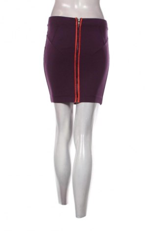 Sukně French Connection, Velikost S, Barva Fialová, Cena  49,00 Kč