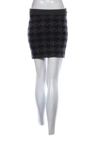 Sukňa Gina, Veľkosť S, Farba Viacfarebná, Cena  1,95 €