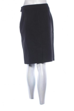 Пола Mango, Размер S, Цвят Черен, Цена 3,57 €