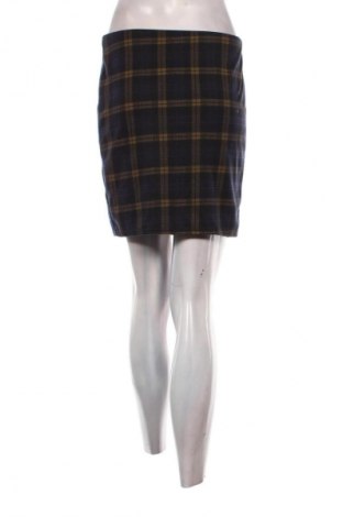 Пола New Look, Размер M, Цвят Многоцветен, Цена 3,06 €