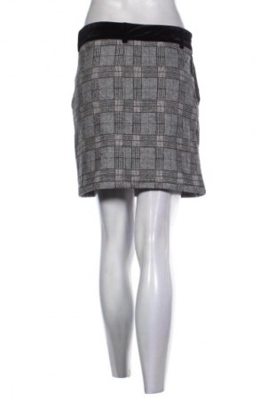 Пола Numph, Размер S, Цвят Многоцветен, Цена 2,55 €