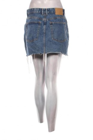 Пола Pull&Bear, Размер M, Цвят Син, Цена 12,32 €