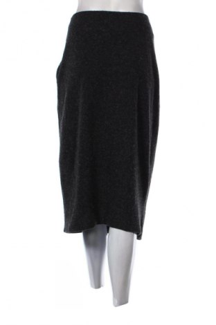 Пола Unbranded, Размер M, Цвят Черен, Цена 11,75 €