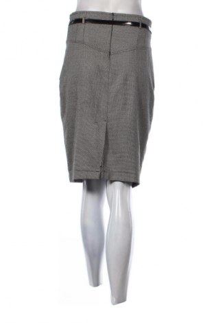 Пола Unbranded, Размер M, Цвят Многоцветен, Цена 3,06 €