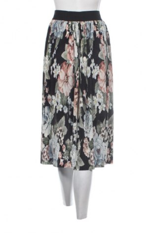 Sukně VILA, Velikost M, Barva Vícebarevné, Cena  179,00 Kč