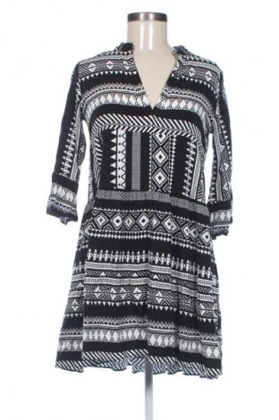Šaty  Amisu, Veľkosť XS, Farba Viacfarebná, Cena  15,00 €