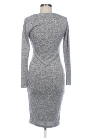 Sukienka Amisu, Rozmiar M, Kolor Kolorowy, Cena 22,47 zł