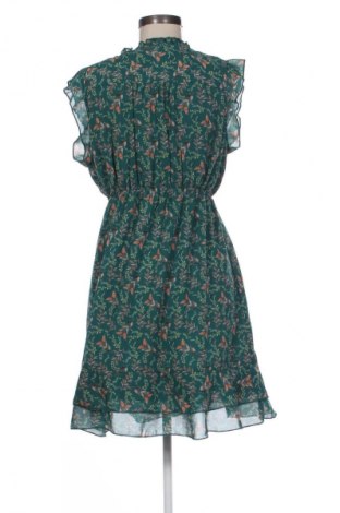 Kleid Apricot, Größe M, Farbe Mehrfarbig, Preis 11,95 €