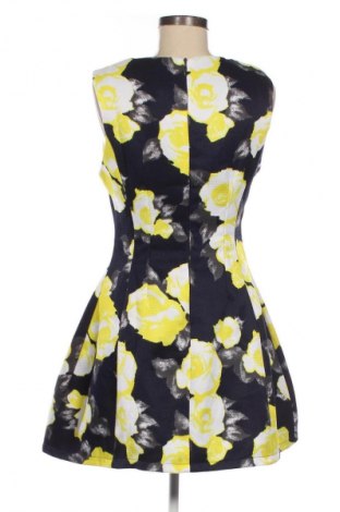 Рокля Ax Paris, Размер M, Цвят Многоцветен, Цена 10,22 €