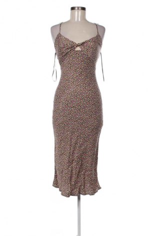 Рокля Bershka, Размер S, Цвят Многоцветен, Цена 14,31 €