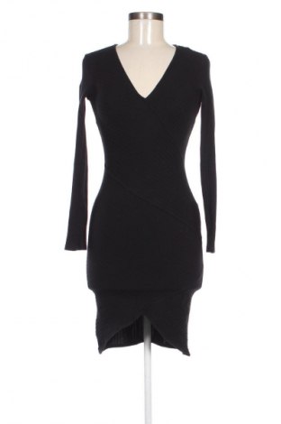 Šaty  Bershka, Velikost M, Barva Černá, Cena  79,00 Kč