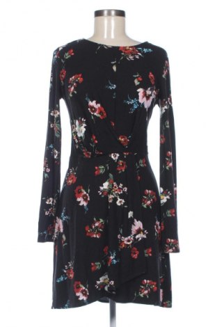 Kleid Bershka, Größe M, Farbe Mehrfarbig, Preis 4,99 €