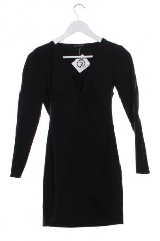 Sukienka Bershka, Rozmiar S, Kolor Czarny, Cena 20,99 zł