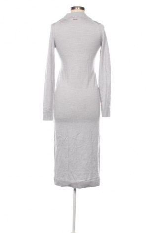 Рокля Calvin Klein Jeans, Размер S, Цвят Лилав, Цена 55,21 €