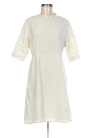 Rochie Calvin Klein Jeans, Mărime XL, Culoare Bej, Preț 579,99 Lei, #134070288