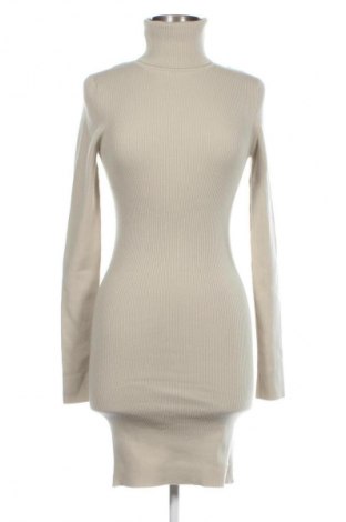 Рокля Calvin Klein Jeans, Размер S, Цвят Бежов, Цена 36,81 €