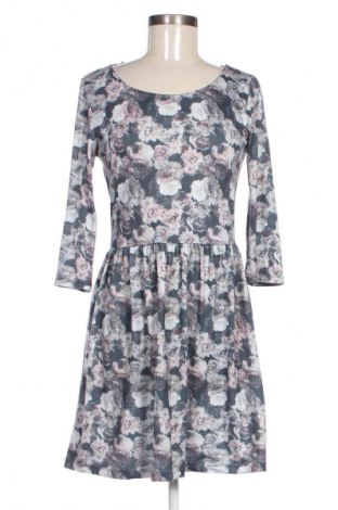 Sukienka Clockhouse, Rozmiar L, Kolor Kolorowy, Cena 20,99 zł