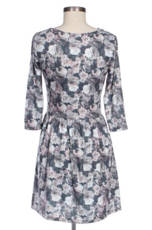 Sukienka Clockhouse, Rozmiar L, Kolor Kolorowy, Cena 20,99 zł