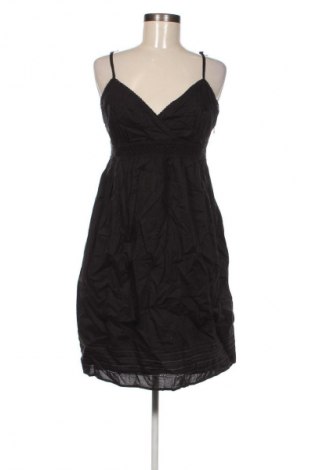 Šaty  Esprit, Velikost M, Barva Černá, Cena  419,00 Kč