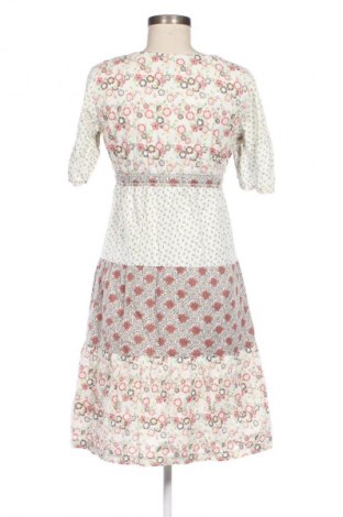 Šaty  Esprit, Velikost S, Barva Vícebarevné, Cena  459,00 Kč