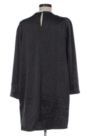 Sukienka Fisherfield, Rozmiar M, Kolor Kolorowy, Cena 21,99 zł