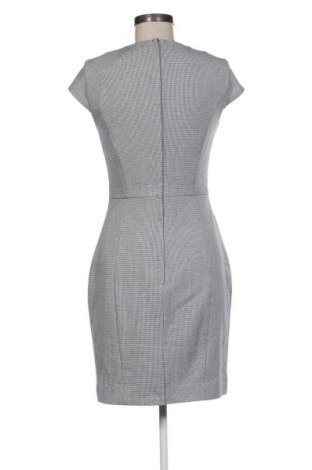 Šaty  H&M, Velikost M, Barva Vícebarevné, Cena  239,00 Kč