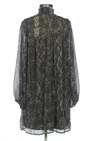 Рокля H&M, Размер S, Цвят Многоцветен, Цена 3,06 €