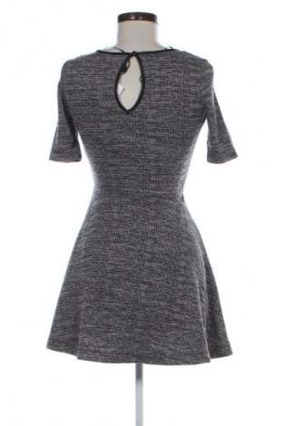 Sukienka H&M Divided, Rozmiar S, Kolor Kolorowy, Cena 29,99 zł