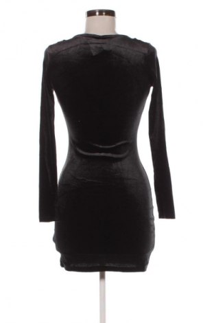 Šaty  H&M Divided, Velikost S, Barva Černá, Cena  59,00 Kč