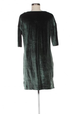 Šaty  Hema, Velikost M, Barva Vícebarevné, Cena  89,00 Kč