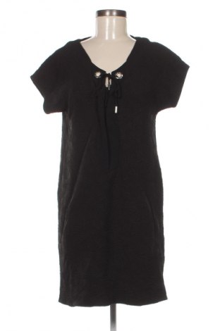 Šaty  IKKS, Velikost M, Barva Černá, Cena  399,00 Kč