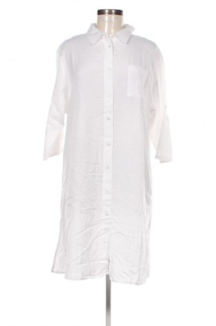 Kleid Lascana, Größe M, Farbe Weiß, Preis 25,99 €