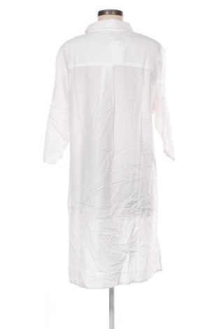 Kleid Lascana, Größe M, Farbe Weiß, Preis 25,99 €