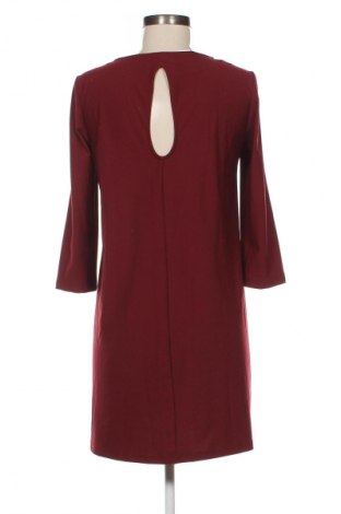 Šaty  Mango, Velikost M, Barva Červená, Cena  137,00 Kč