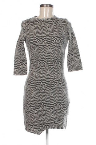 Šaty  Mango, Velikost S, Barva Vícebarevné, Cena  59,00 Kč